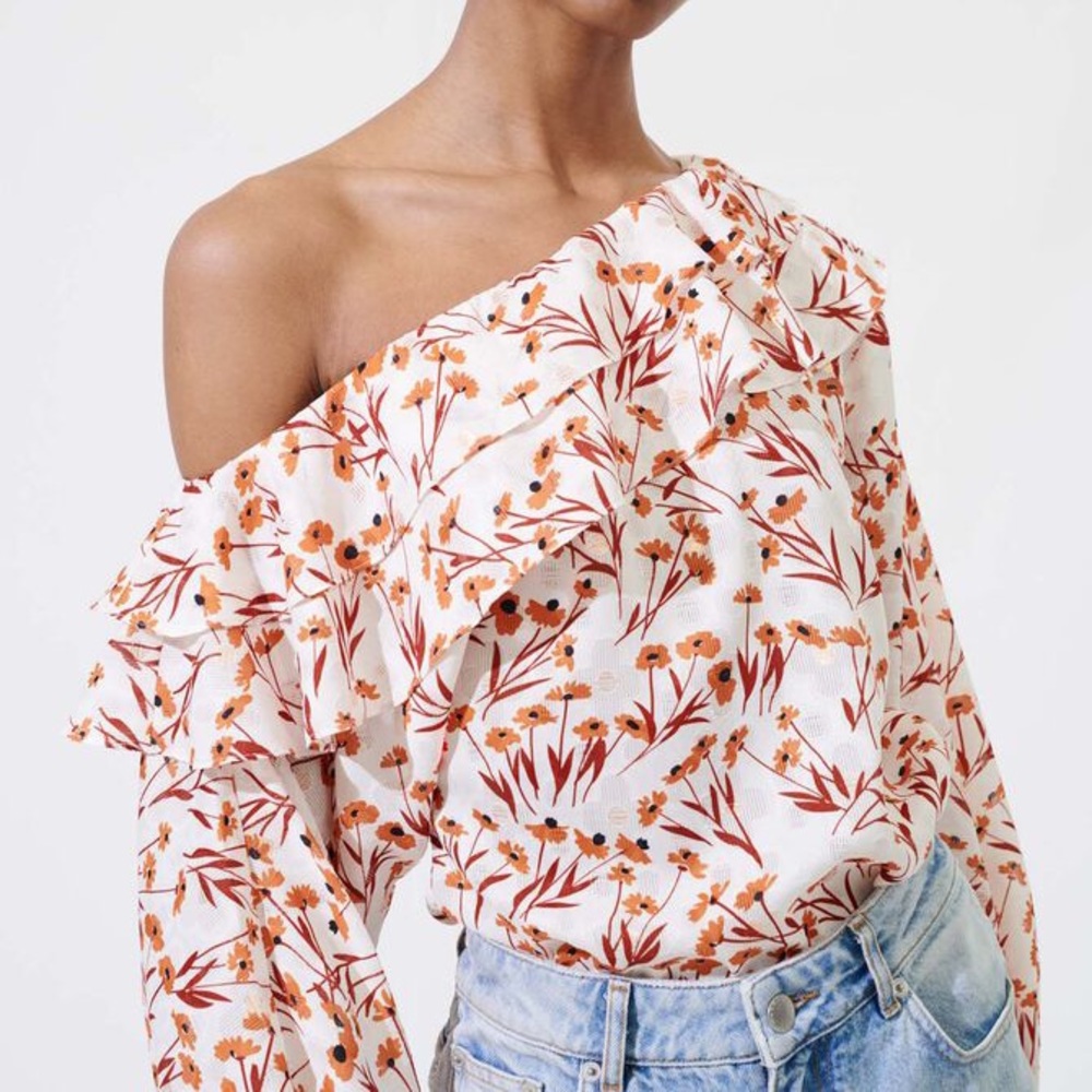 NEVER WORN Maje off one shoulder blouse!